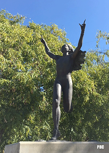 Statue at Florence Joyner Park, Mission Viejo
